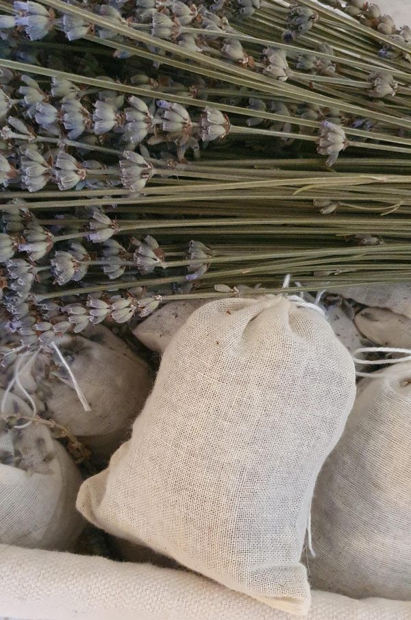 Lavender Bag - linen bag filled with English Lavender - Image 3